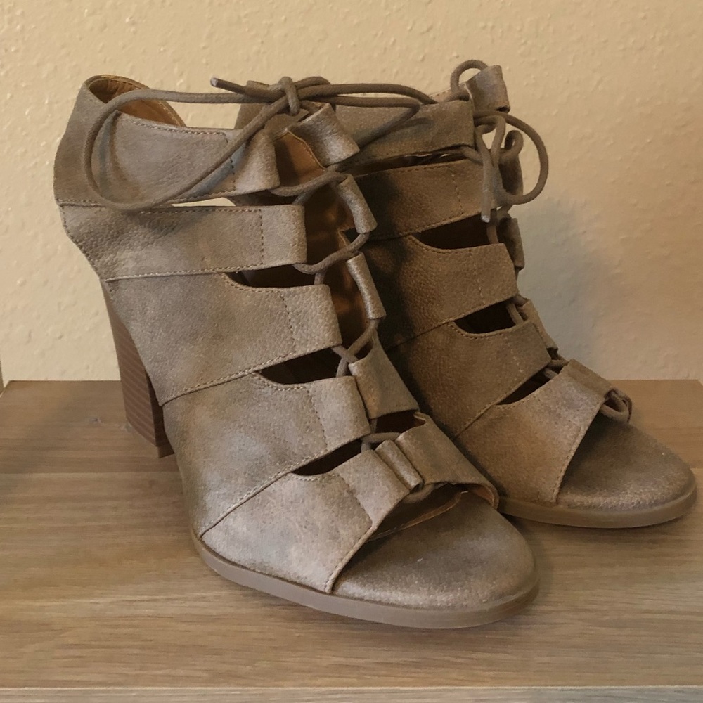 Torrid heels